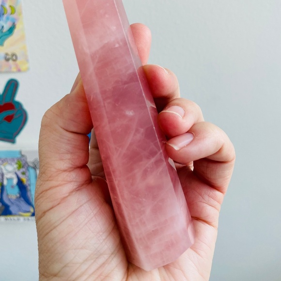 Rose quartz crystal tower! 6” tall! Grade A. Bubblegum pink! Heart healer! - Picture 6 of 6
